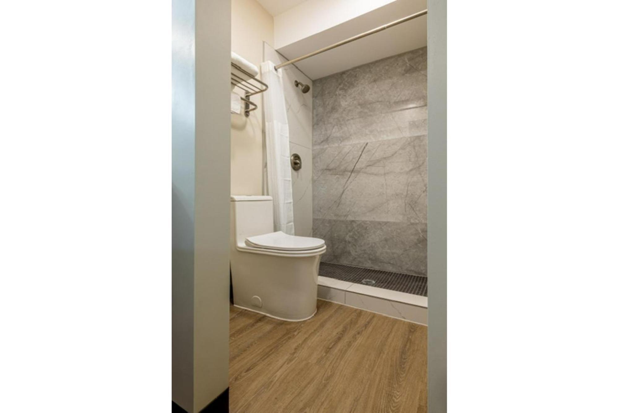 Exclusivo Inn By Oyo Grand Prairie, Tx 外观 照片