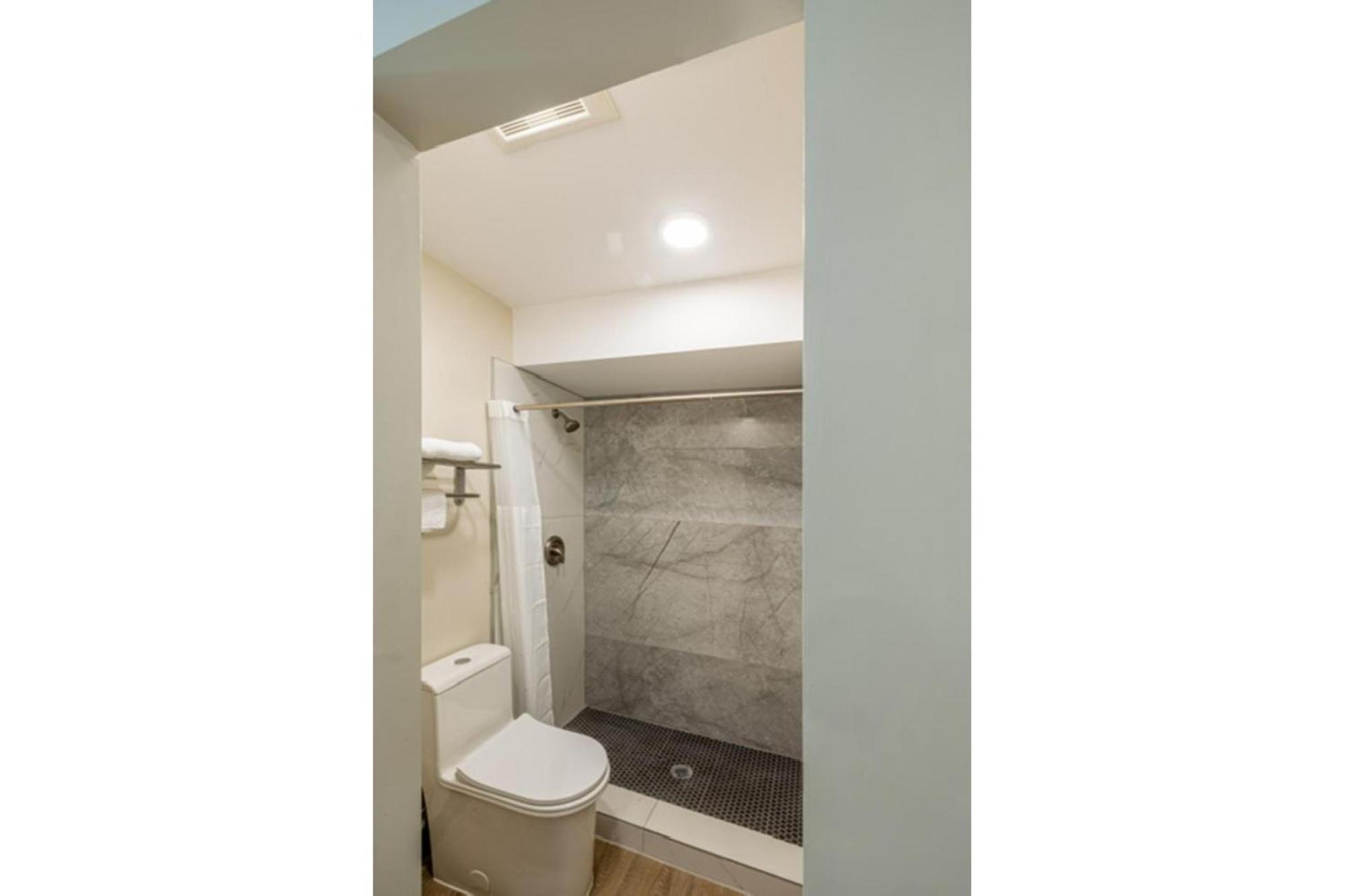 Exclusivo Inn By Oyo Grand Prairie, Tx 外观 照片