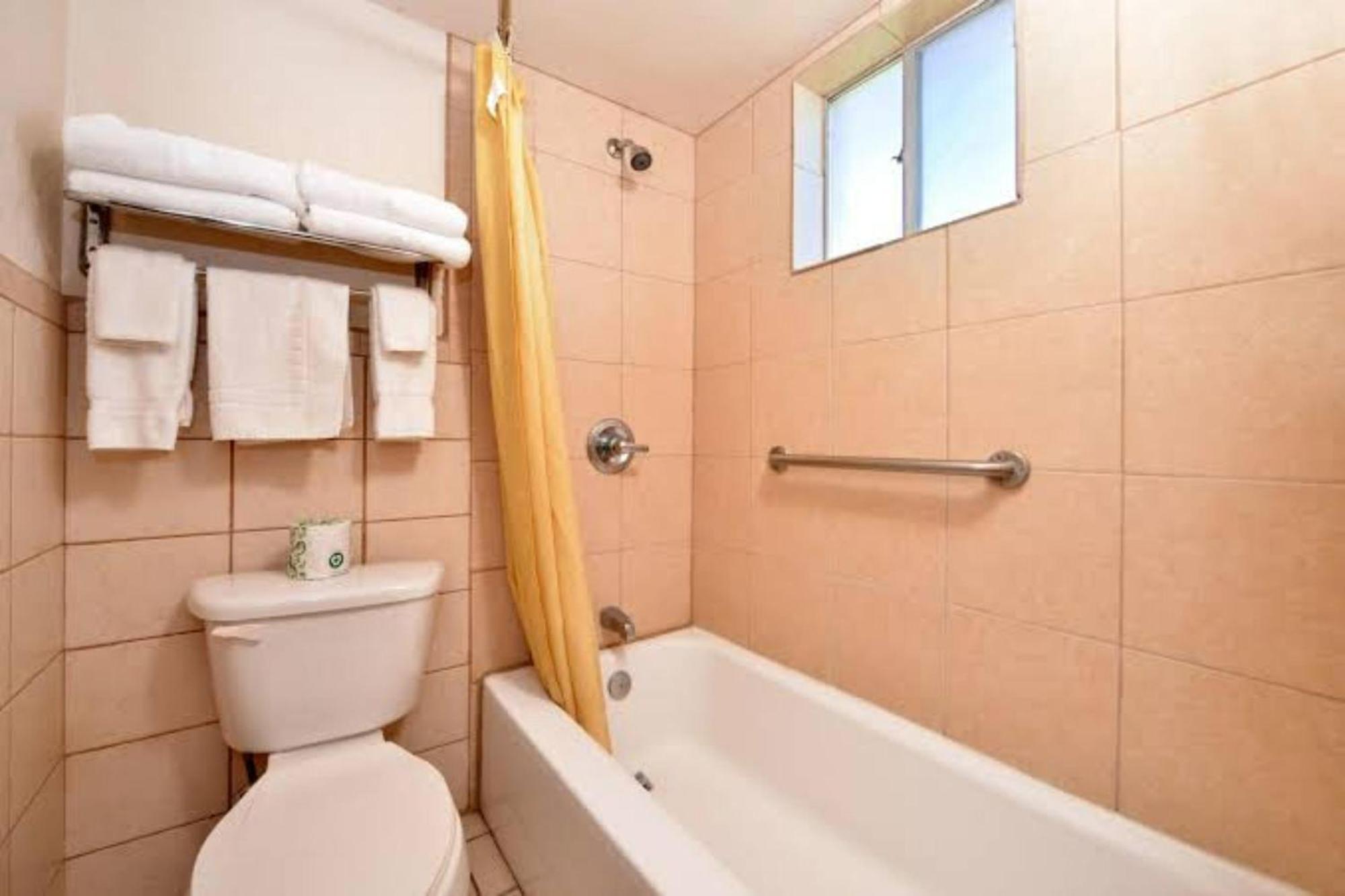 Exclusivo Inn By Oyo Grand Prairie, Tx 外观 照片